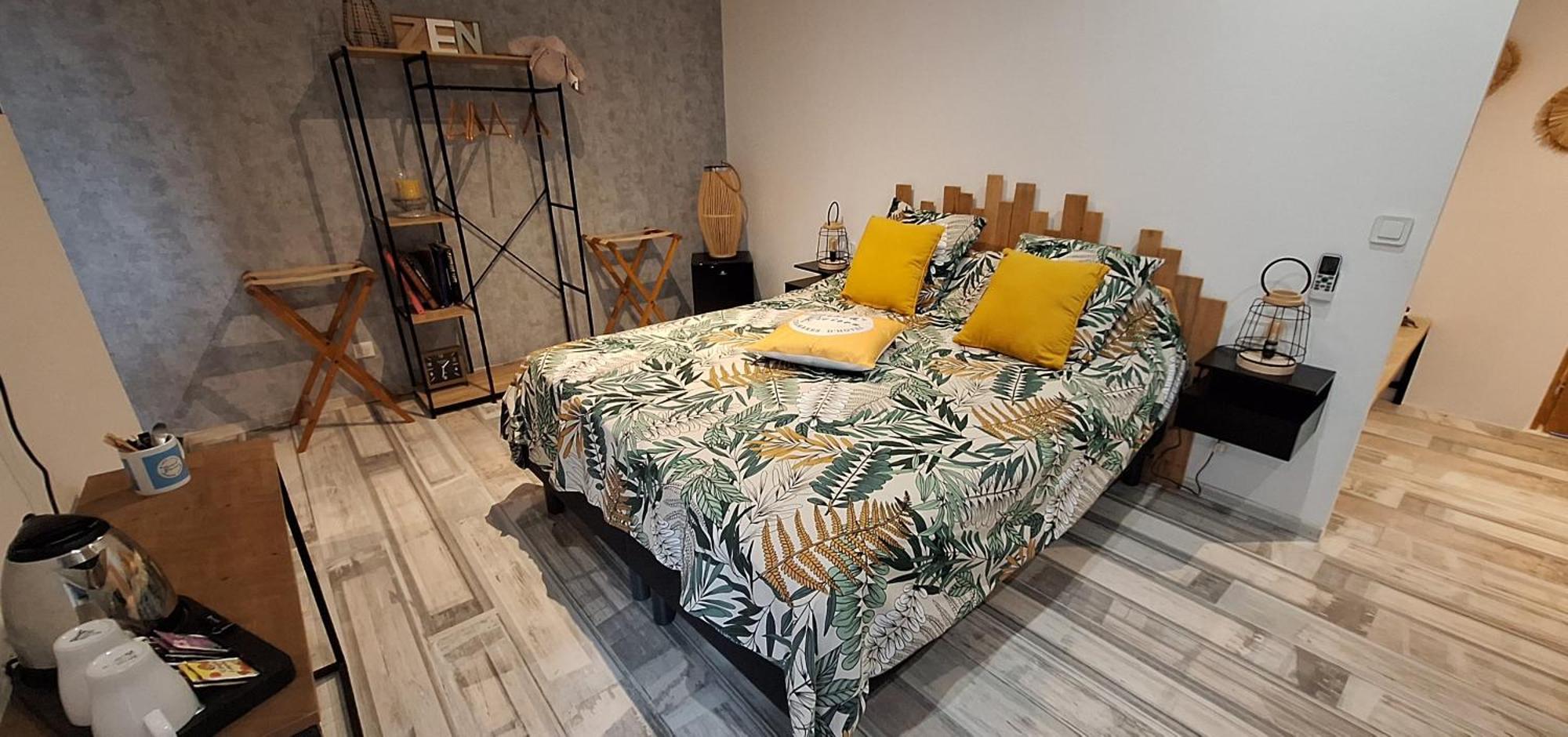 Chambres D'Hotes D'Aqui D'Aia Сен-Лоран-дю-Вар Екстериор снимка